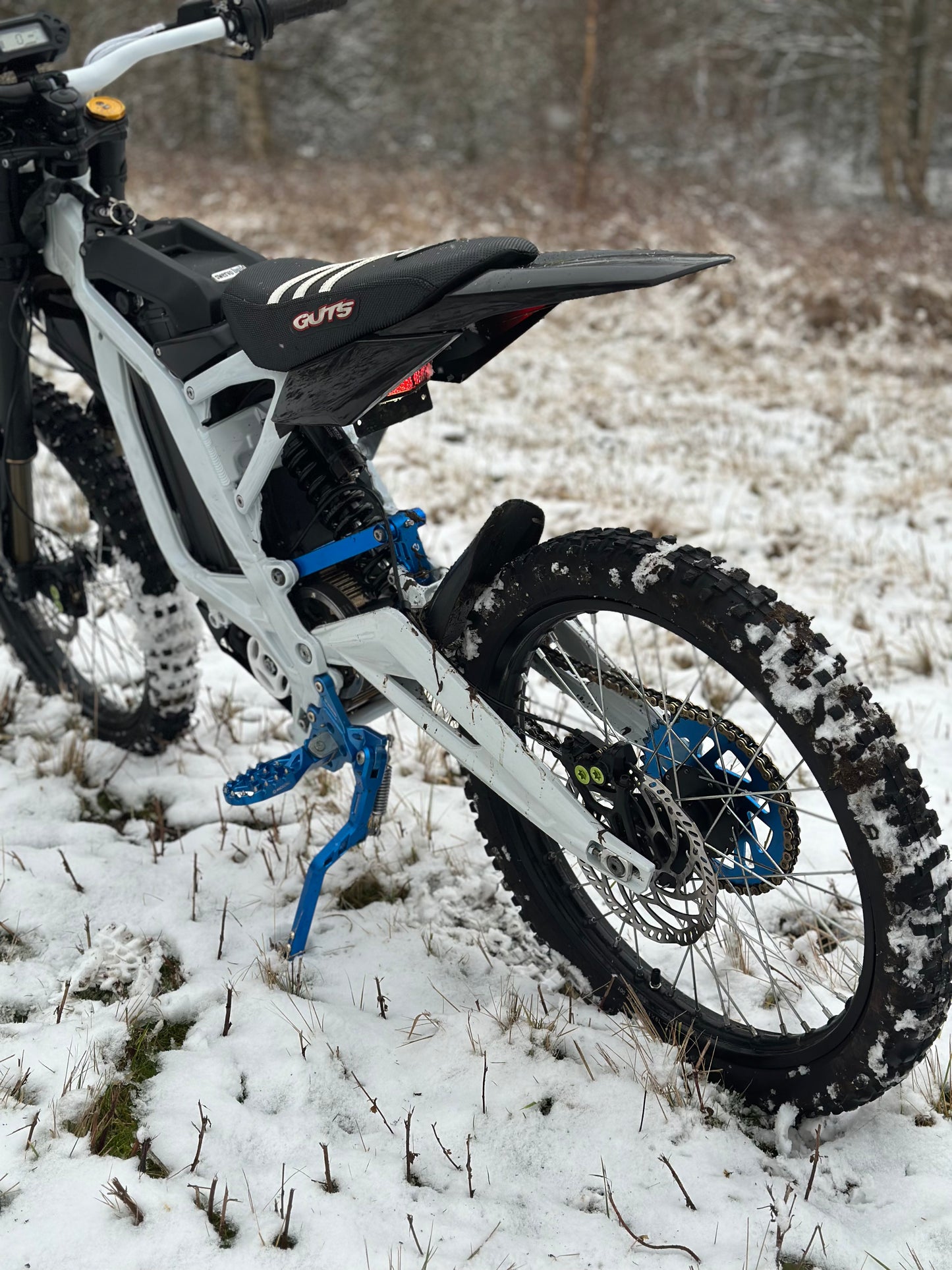 SwervoWorld's surron side fender kit